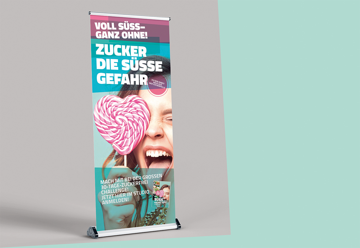 Das Bild zeigt ein Stehendes Schild der Firma Figurscout