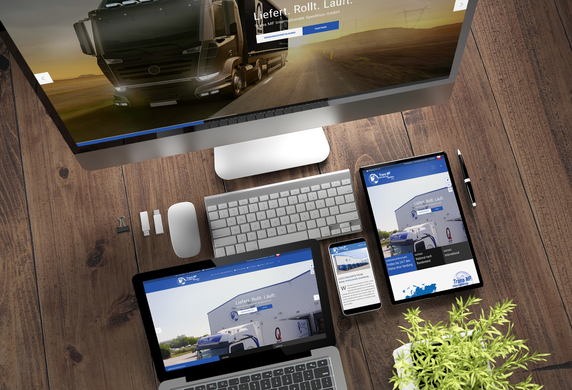 Das Bild zeigt die Website von "Trans MF Spedition" auf verschiedenen Ausgabegeräten